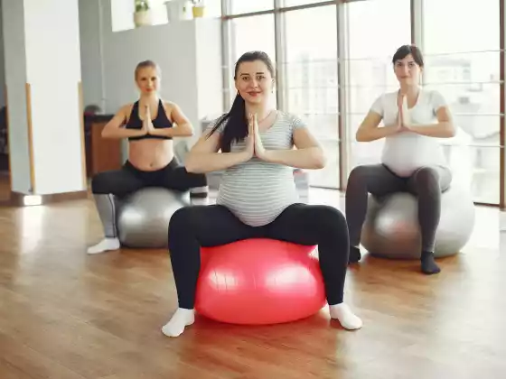 Schwangerschaftsyoga für die Geburt